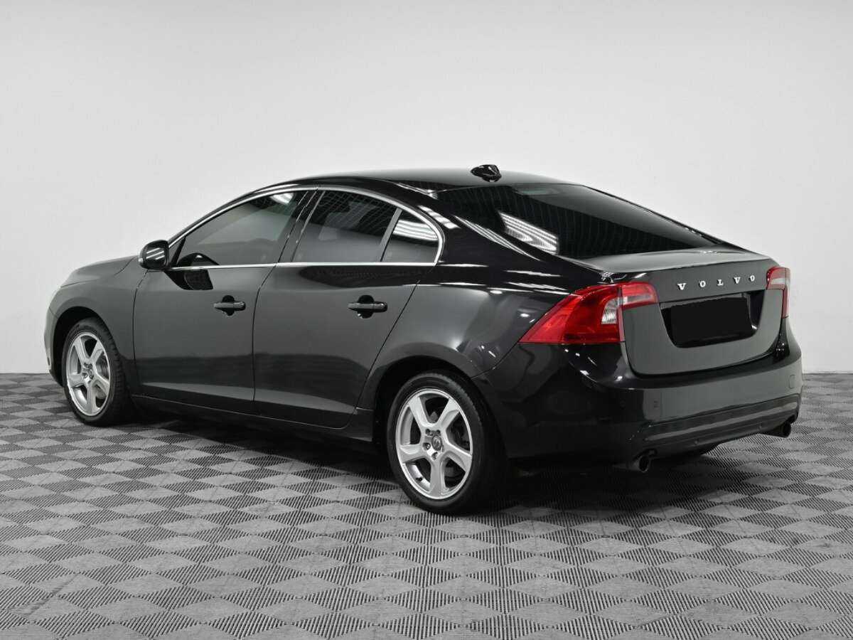 Купить Volvo S60 с пробегом. Фото: #3