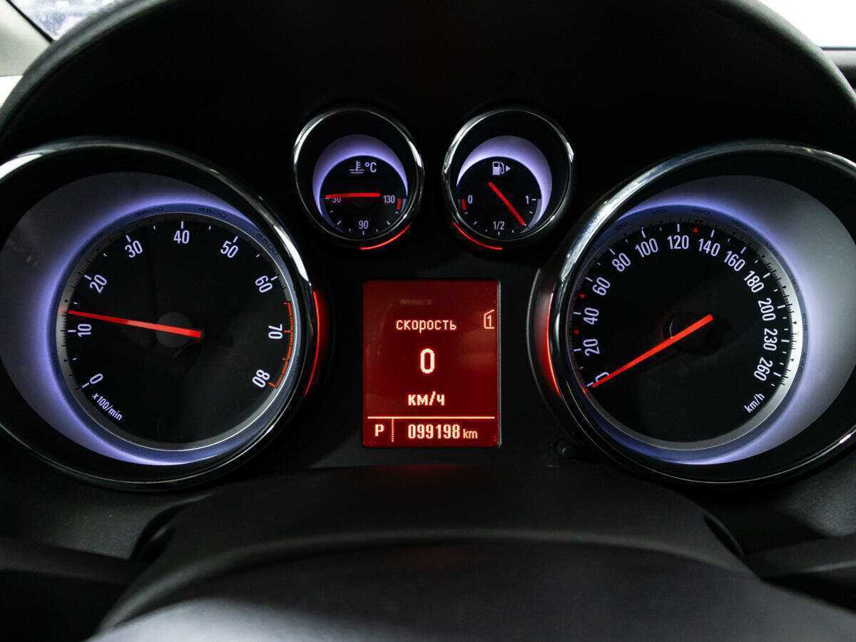 Купить Opel Astra с пробегом. Фото: #11