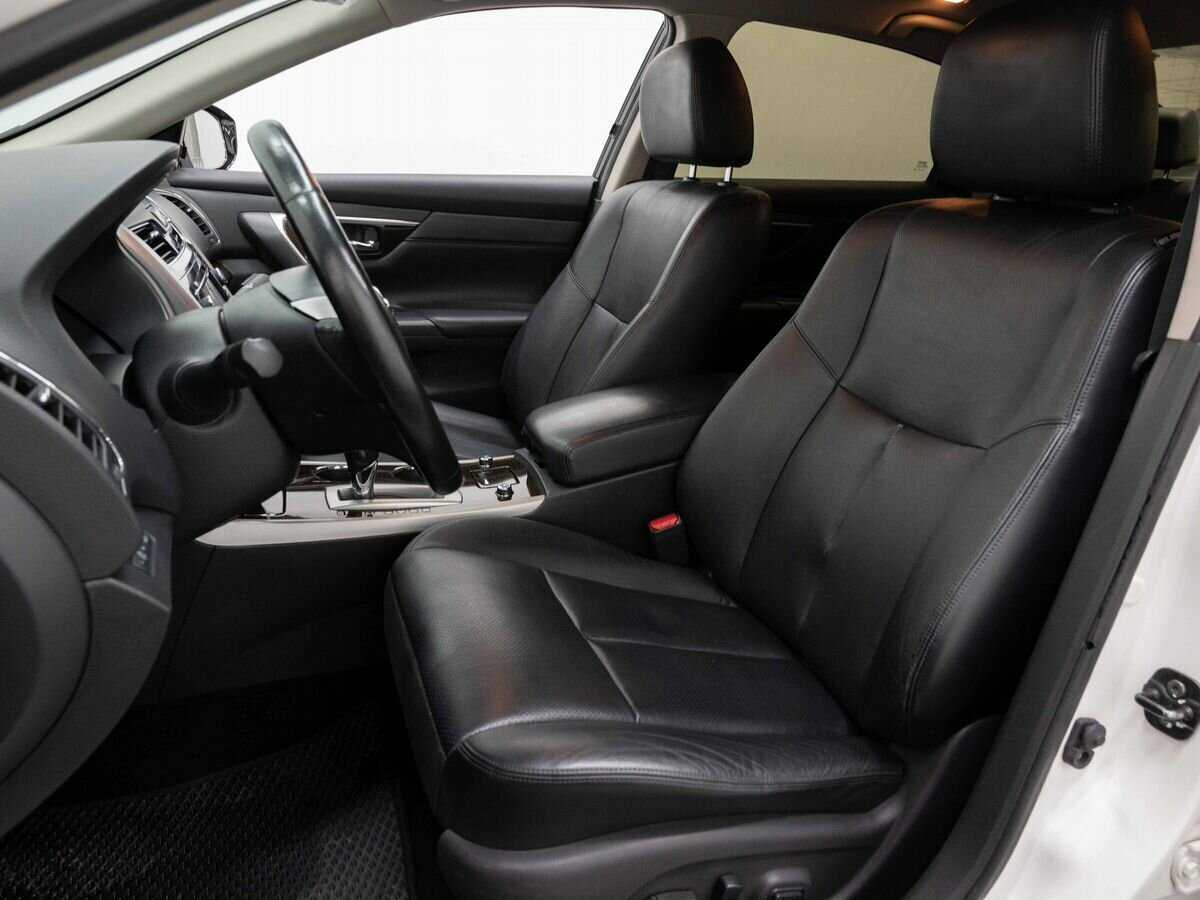 Купить Nissan Teana с пробегом. Фото: #9