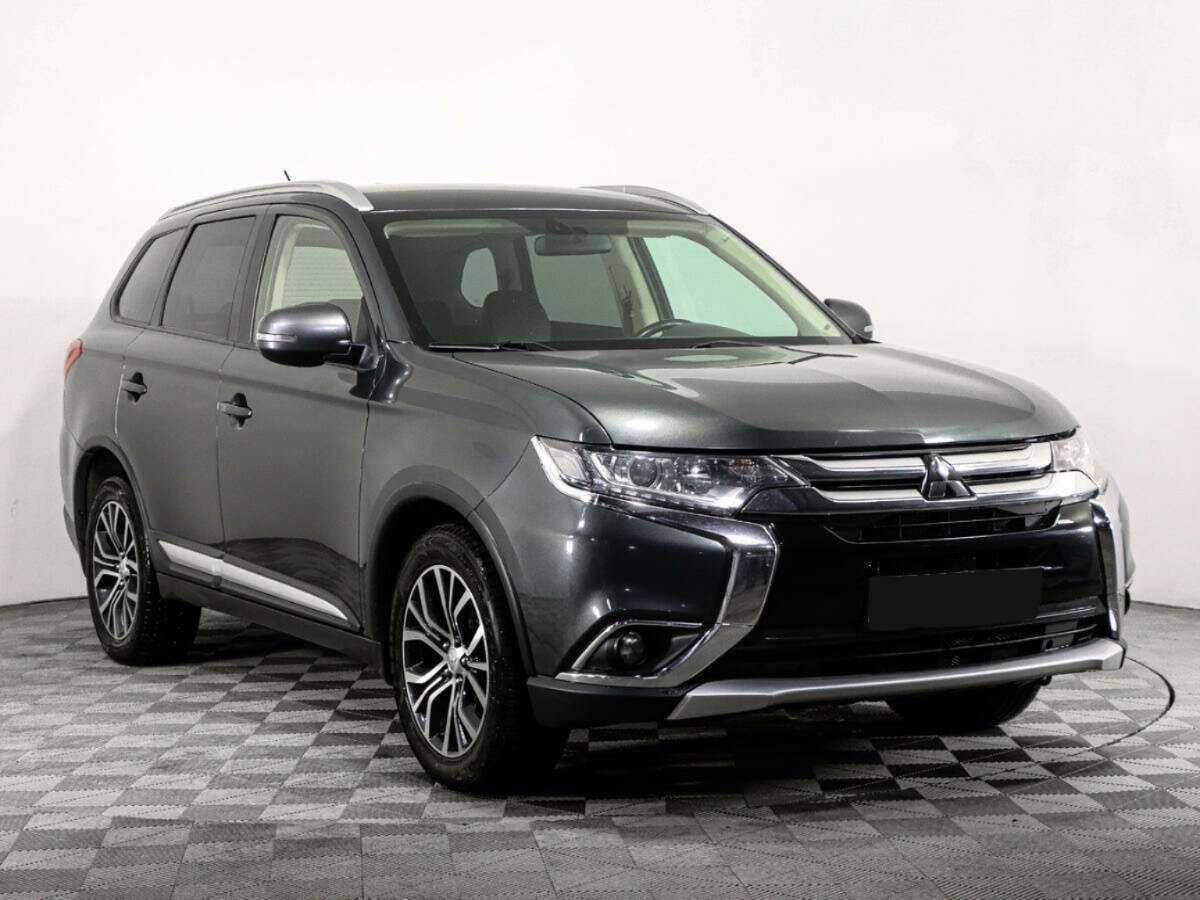 Купить Mitsubishi Outlander с пробегом. Фото: #2