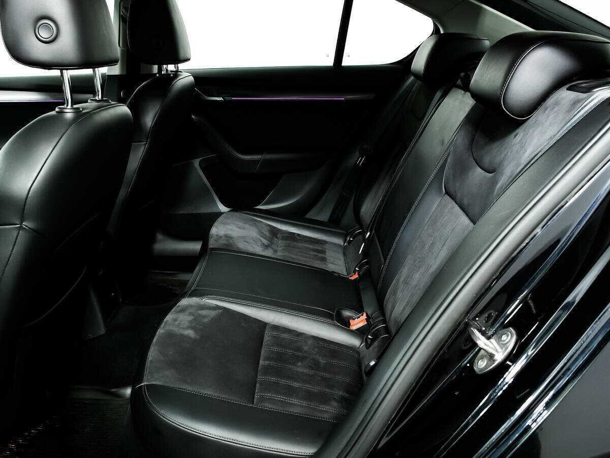 Купить Skoda Octavia с пробегом. Фото: #11