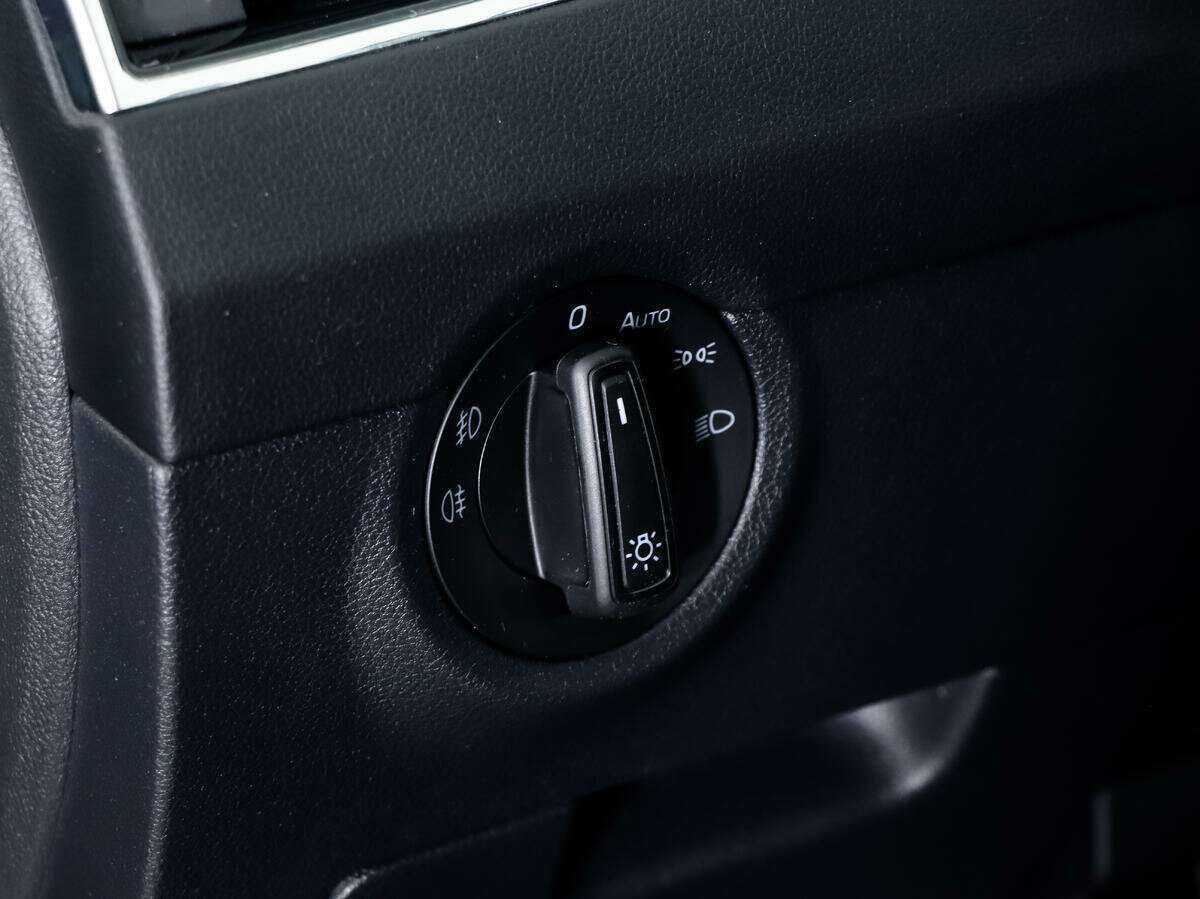 Купить Skoda Octavia с пробегом. Фото: #20