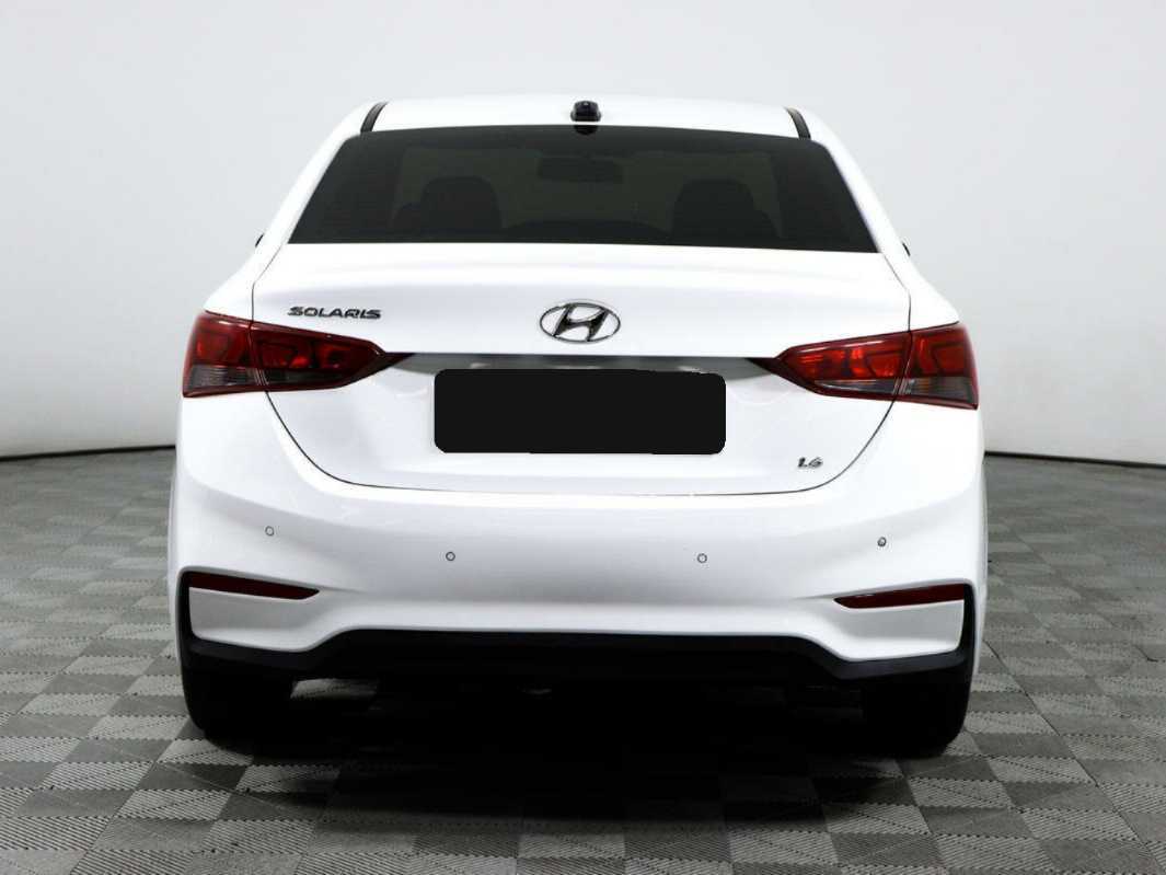 Купить Hyundai Solaris с пробегом. Фото: #5