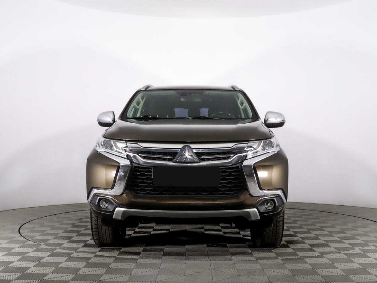 Купить Mitsubishi Pajero Sport с пробегом. Фото: #1