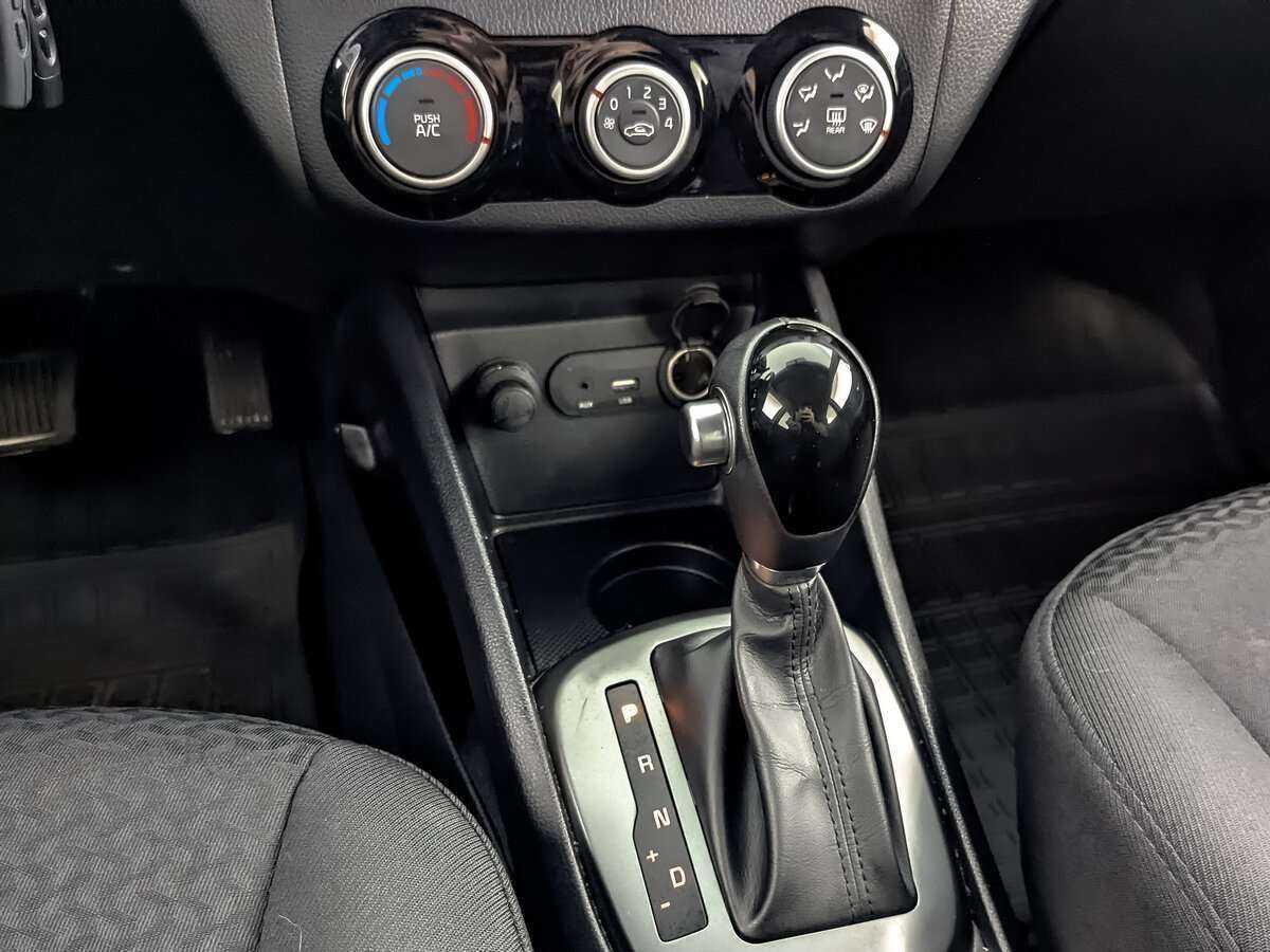 Купить Kia Rio с пробегом. Фото: #21