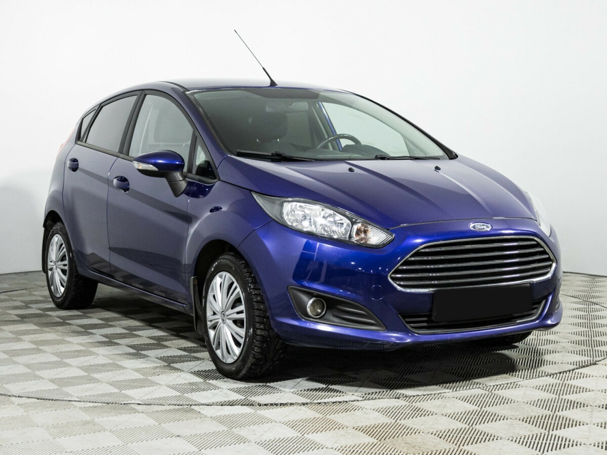 Купить Ford Fiesta с пробегом. Фото: #2