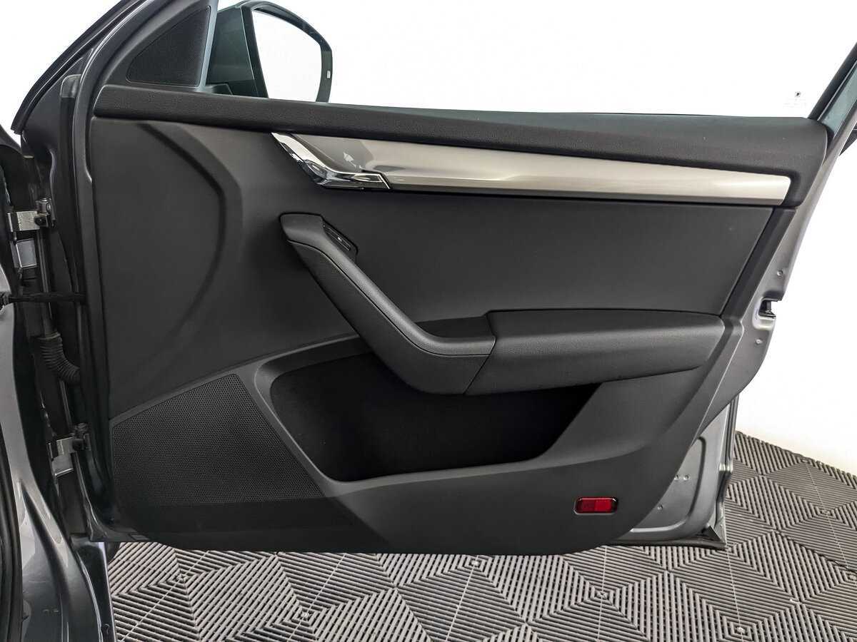 Купить Skoda Octavia с пробегом. Фото: #20