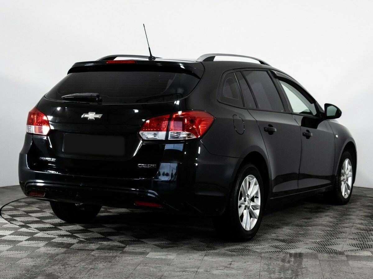 Купить Chevrolet Cruze с пробегом. Фото: #3