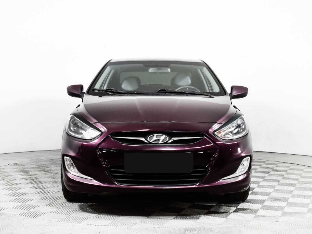Купить Hyundai Solaris с пробегом. Фото: #1