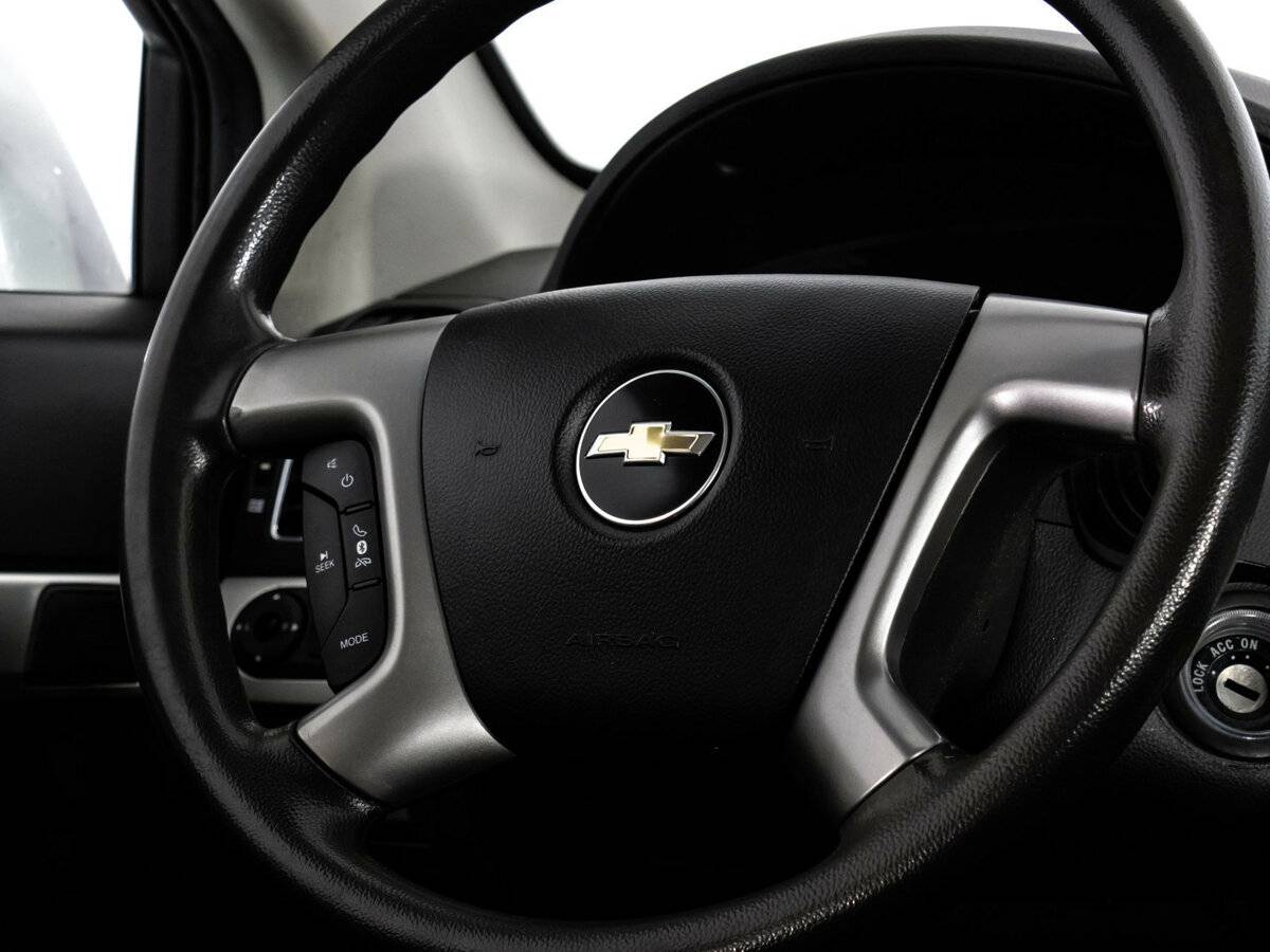 Купить Chevrolet Captiva с пробегом. Фото: #9