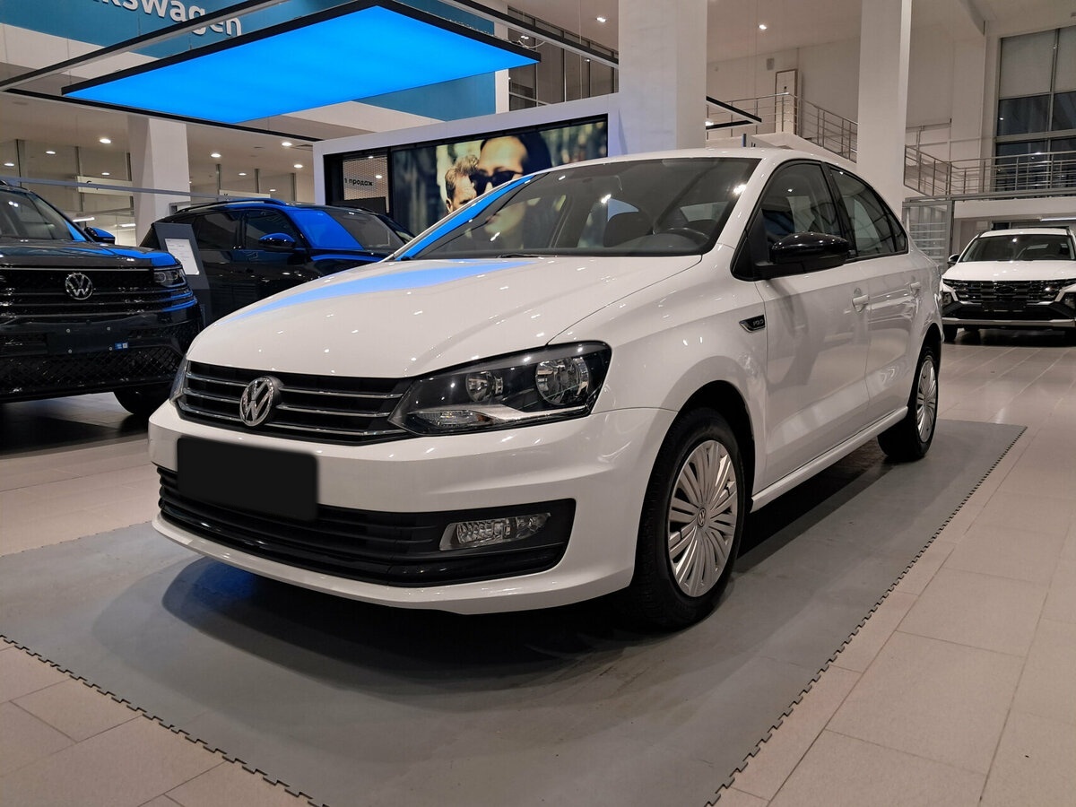 Купить Volkswagen Polo с пробегом. Посмотреть фото