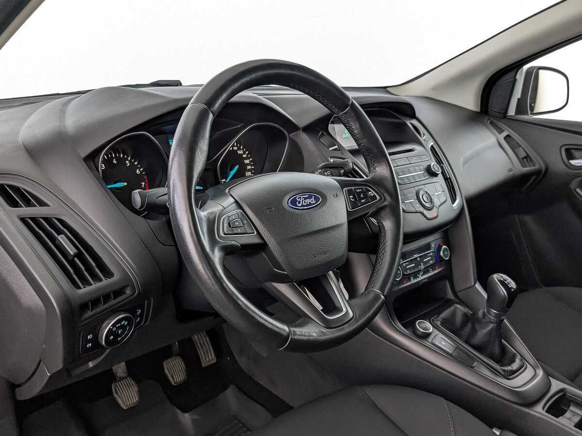 Купить Ford Focus с пробегом. Фото: #13