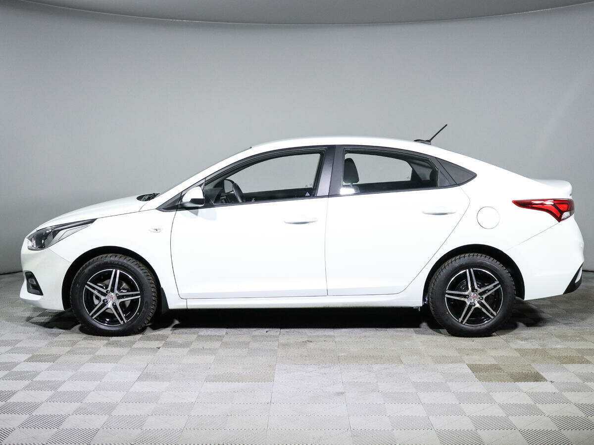 Купить Hyundai Solaris с пробегом. Фото: #7