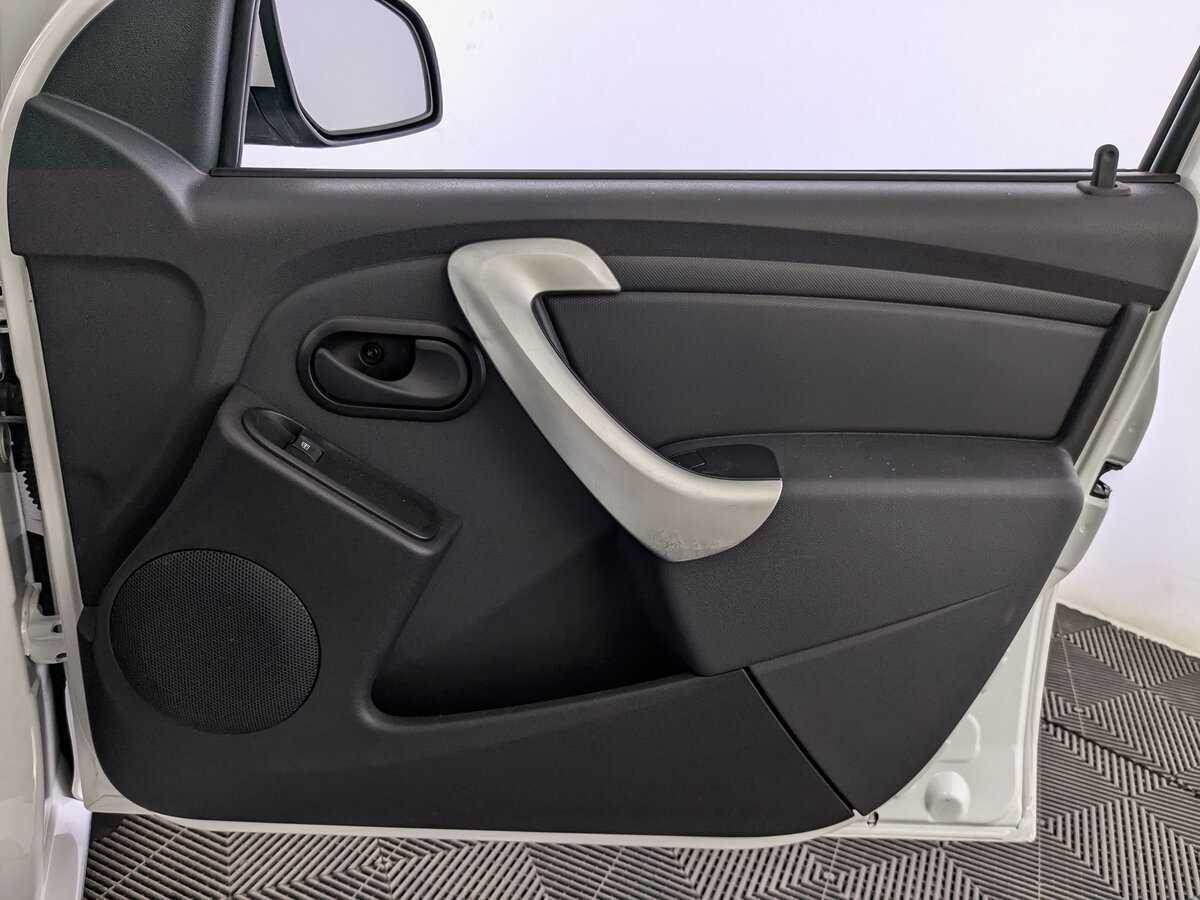 Купить Lada (ВАЗ) Largus с пробегом. Фото: #23