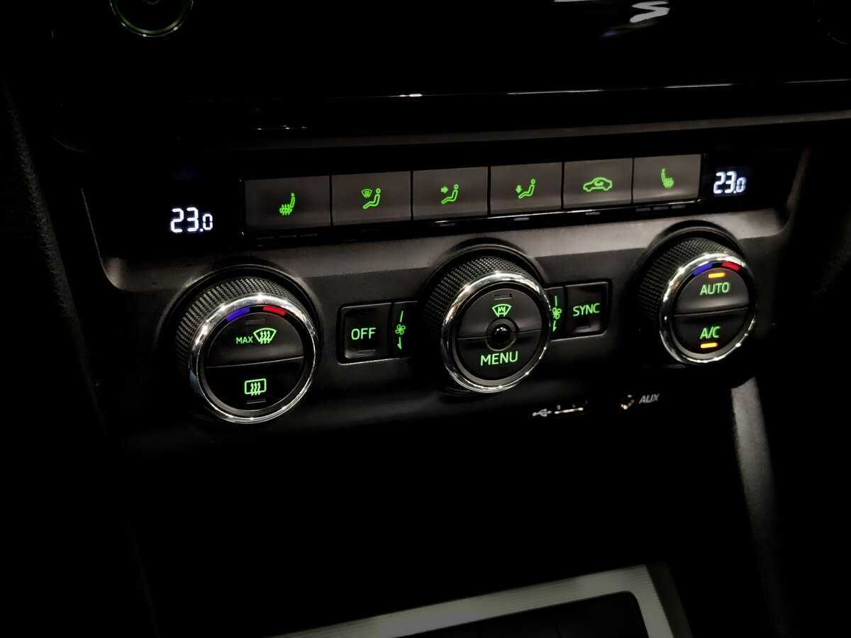 Купить Skoda Octavia с пробегом. Фото: #24