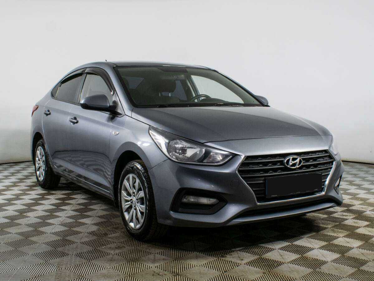 Купить Hyundai Solaris с пробегом. Фото: #2