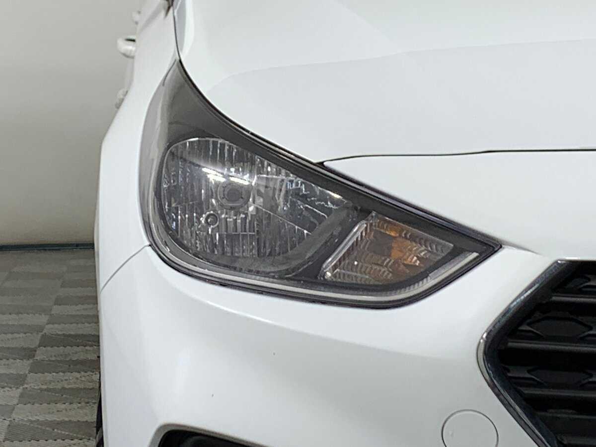 Купить Hyundai Solaris с пробегом. Фото: #7