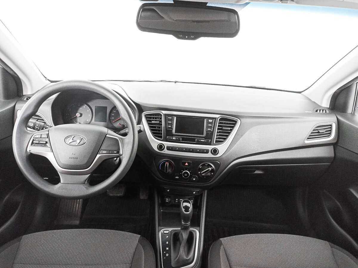 Купить Hyundai Solaris с пробегом. Фото: #13