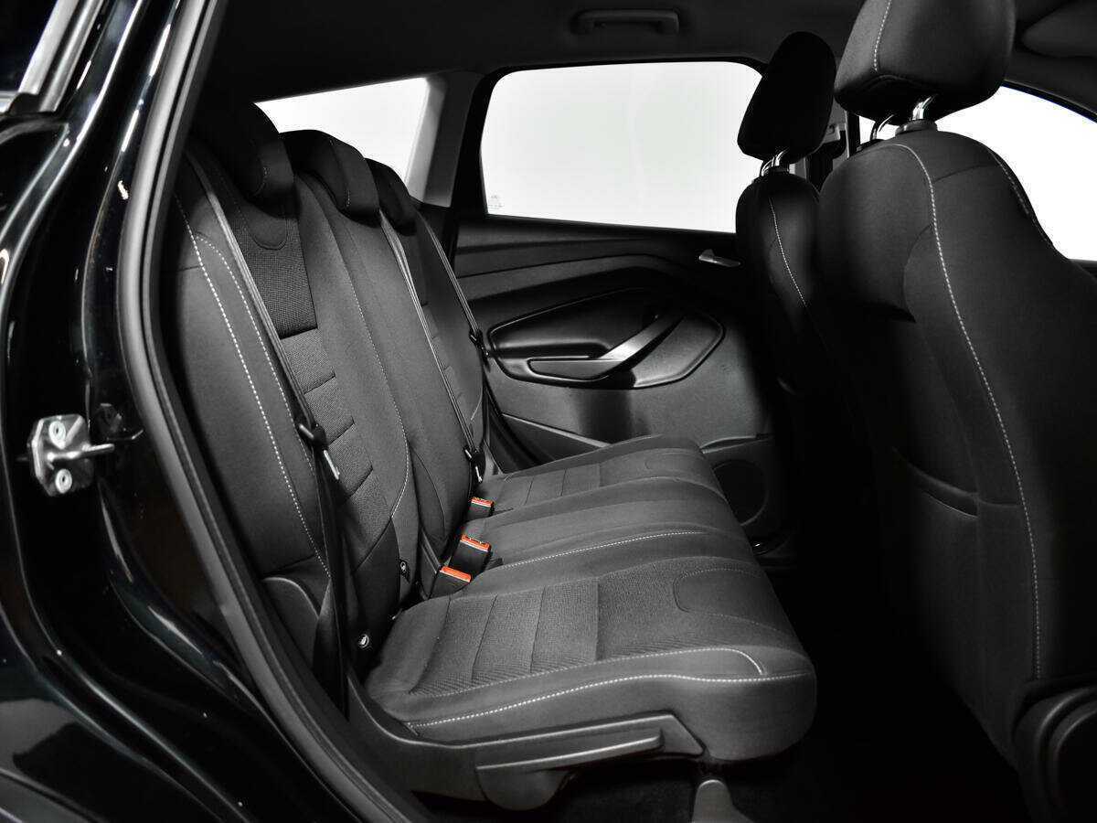 Купить Ford Kuga с пробегом. Фото: #9