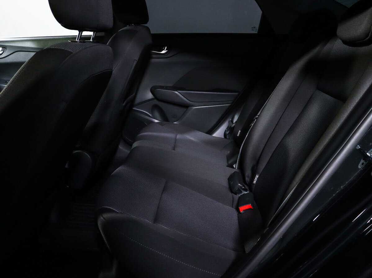 Купить Hyundai Solaris с пробегом. Фото: #7