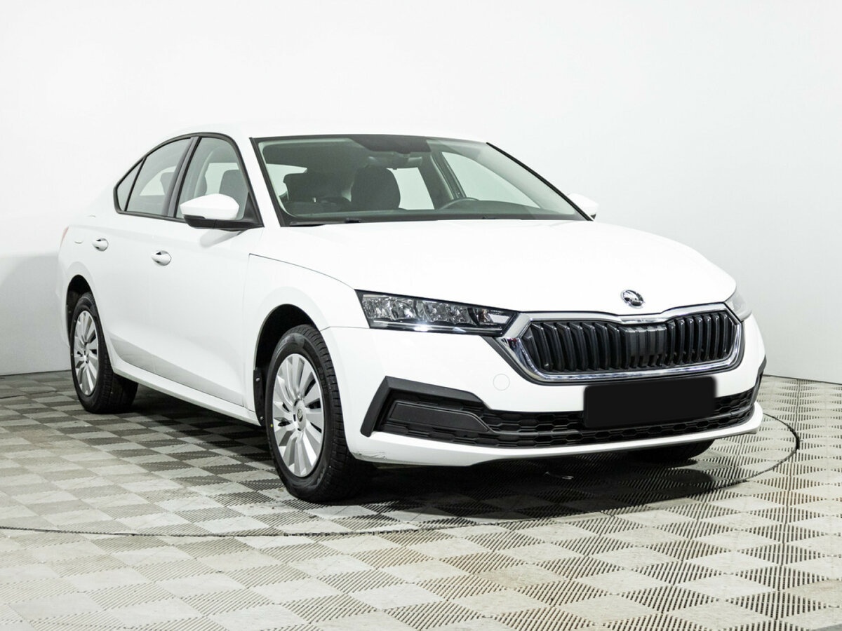 Купить Skoda Octavia с пробегом. Фото: #2