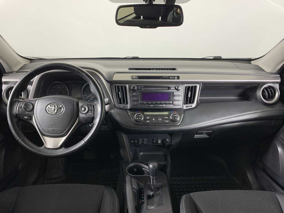 Купить Toyota RAV4 с пробегом. Фото: #12