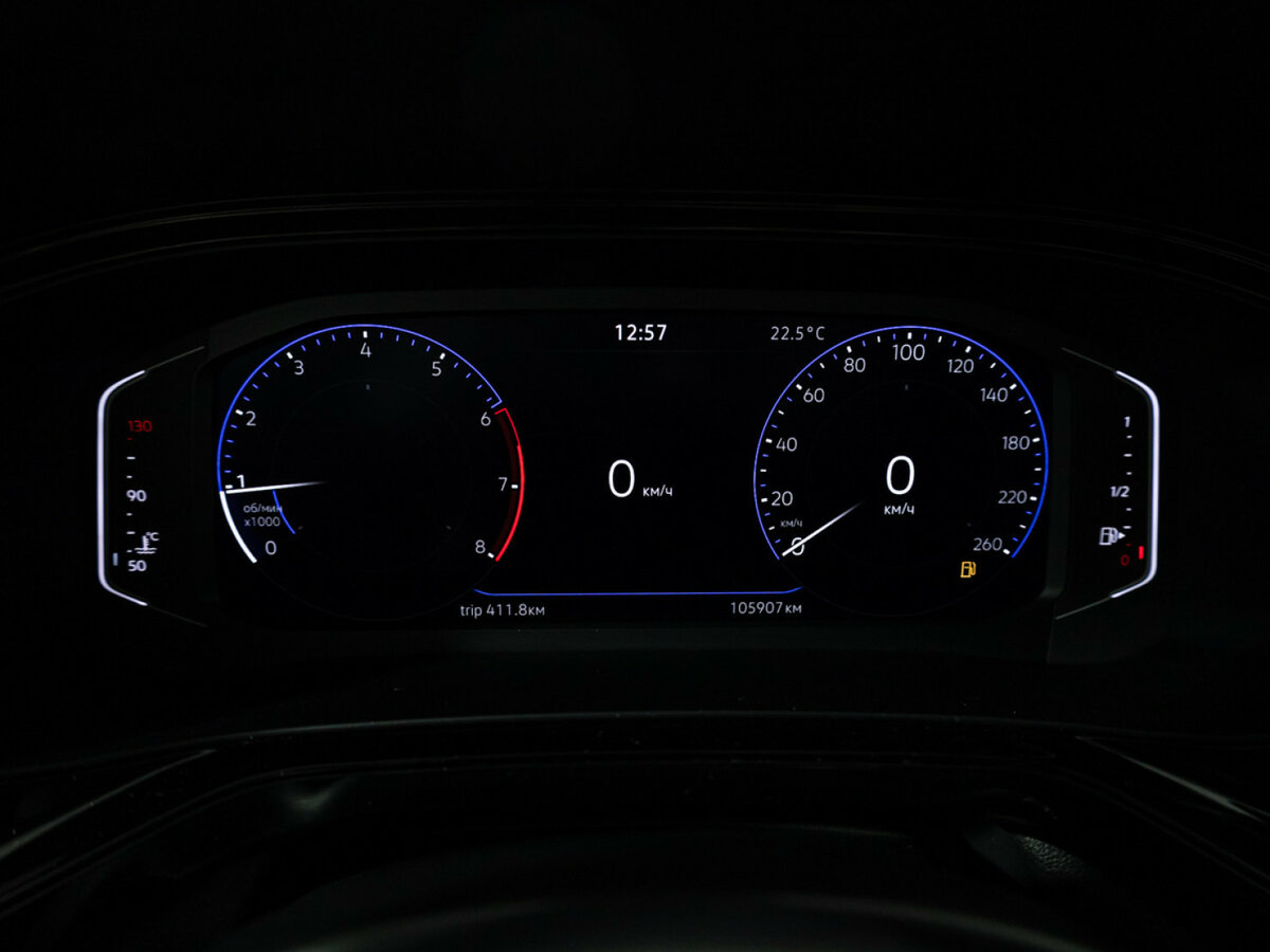 Купить Volkswagen Polo с пробегом. Фото: #11