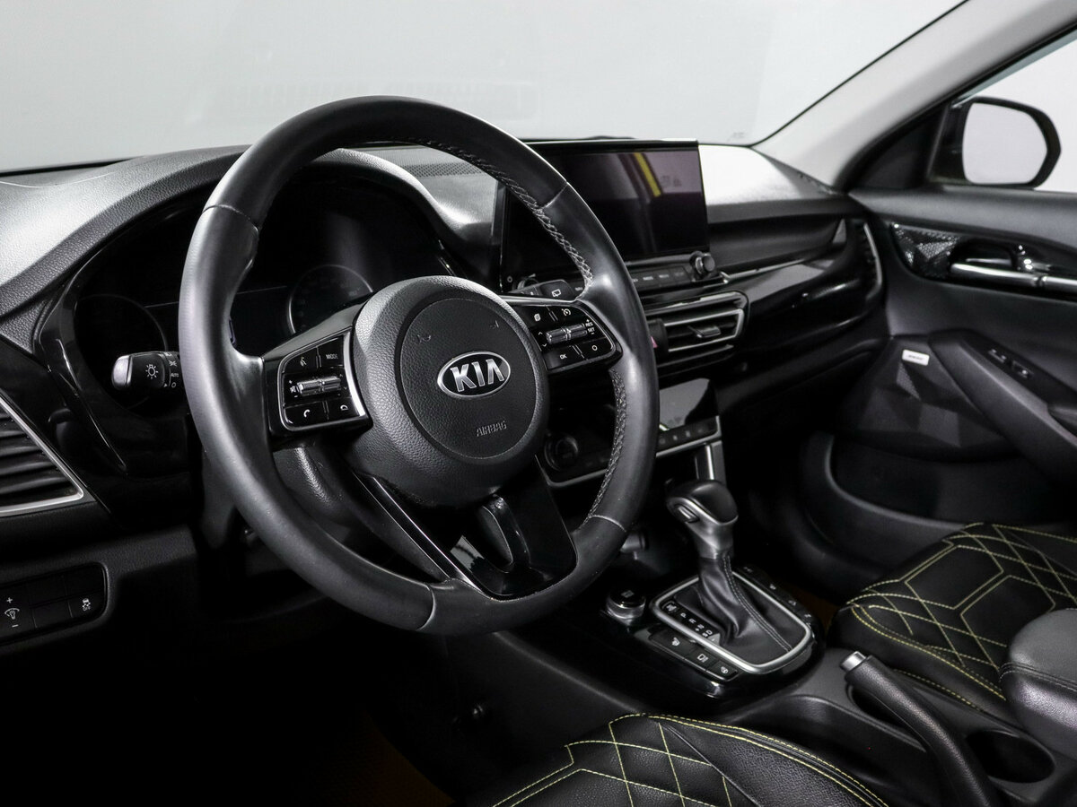 Купить Kia Seltos с пробегом. Фото: #10