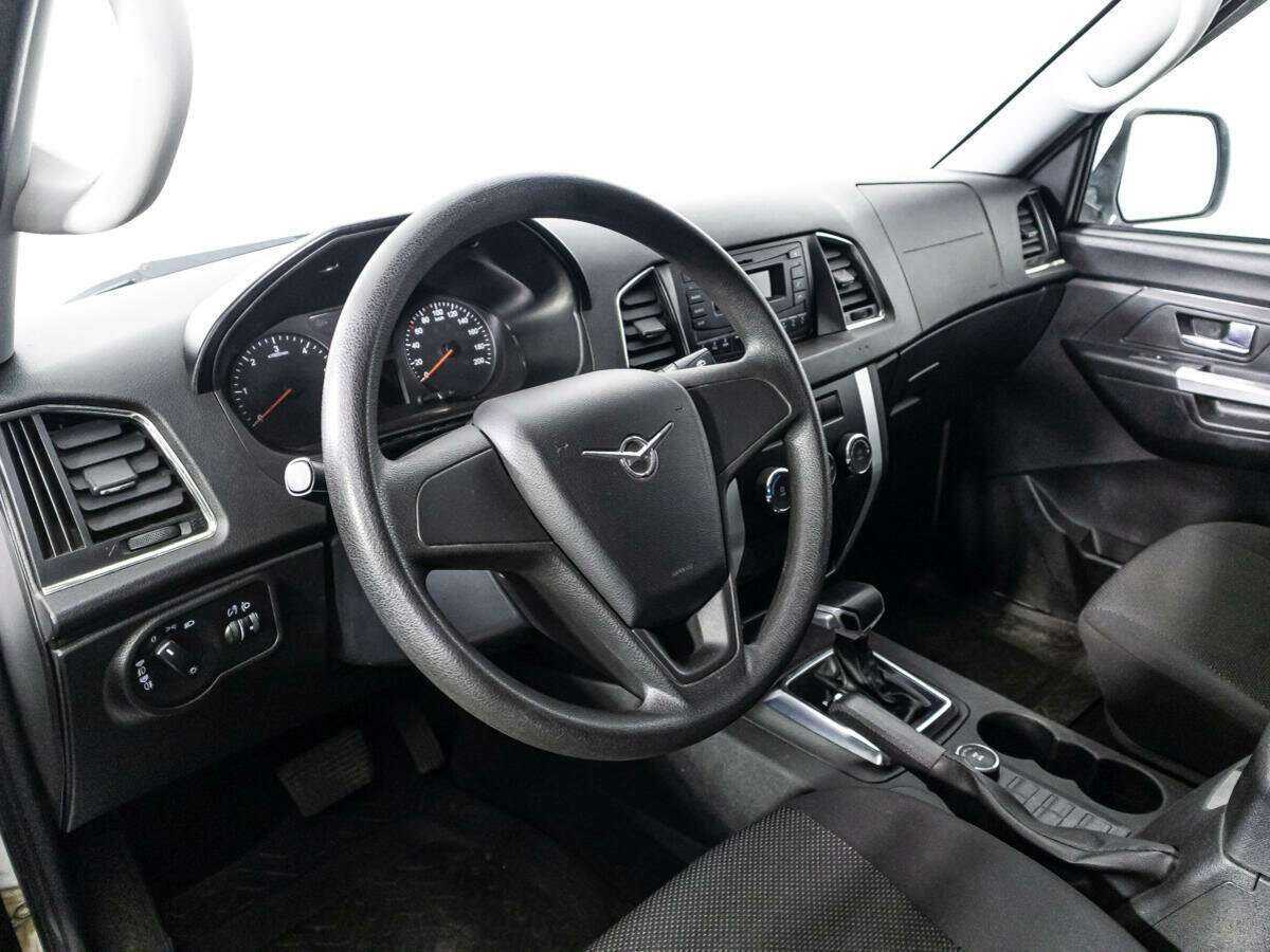 Купить УАЗ Patriot с пробегом. Фото: #10