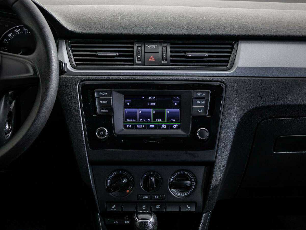 Купить Skoda Rapid с пробегом. Фото: #12