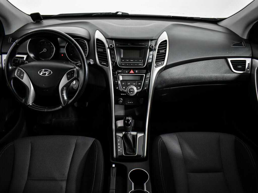 Купить Hyundai i30 с пробегом. Фото: #13