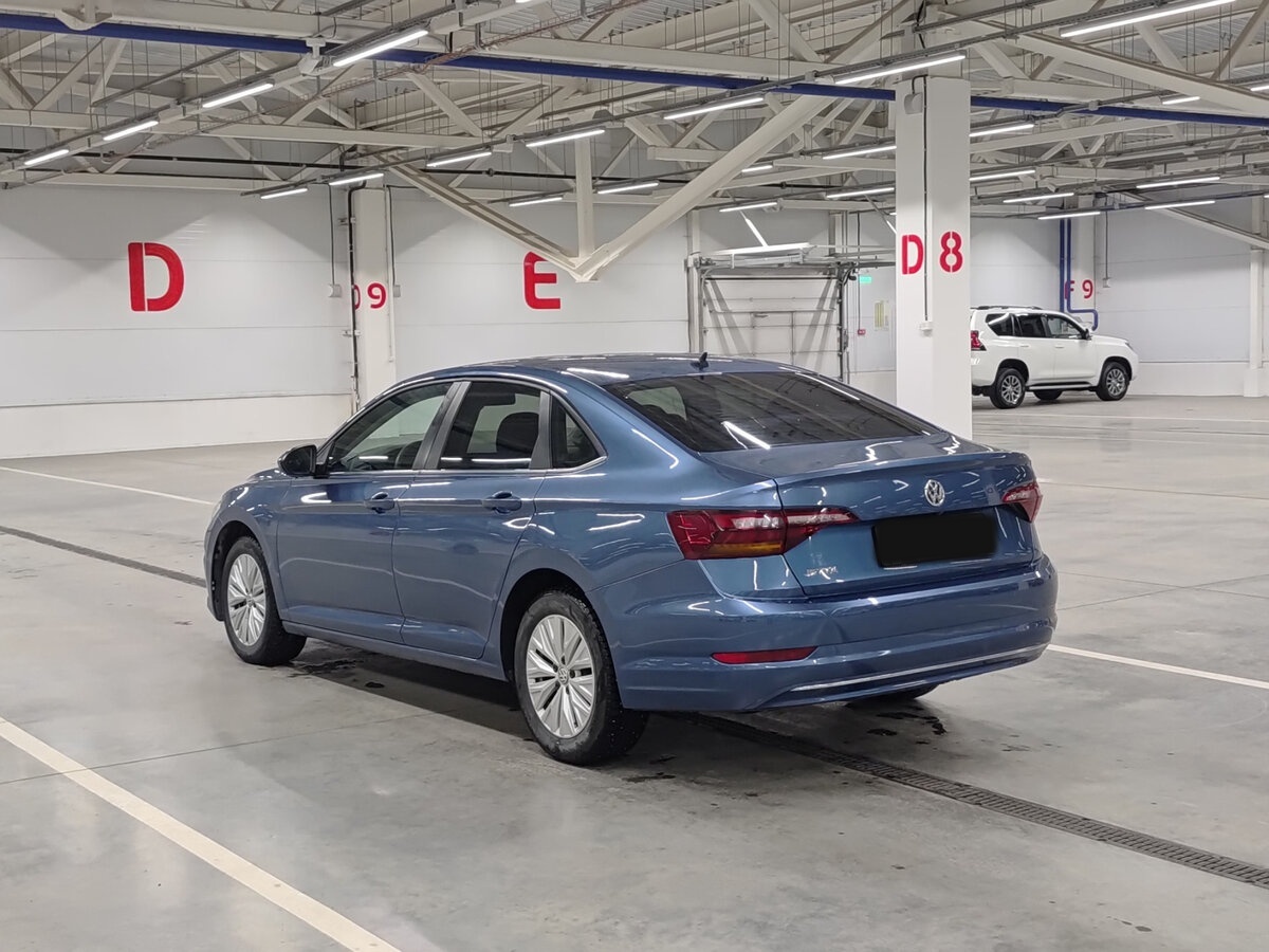 Купить Volkswagen Jetta с пробегом. Фото: #6