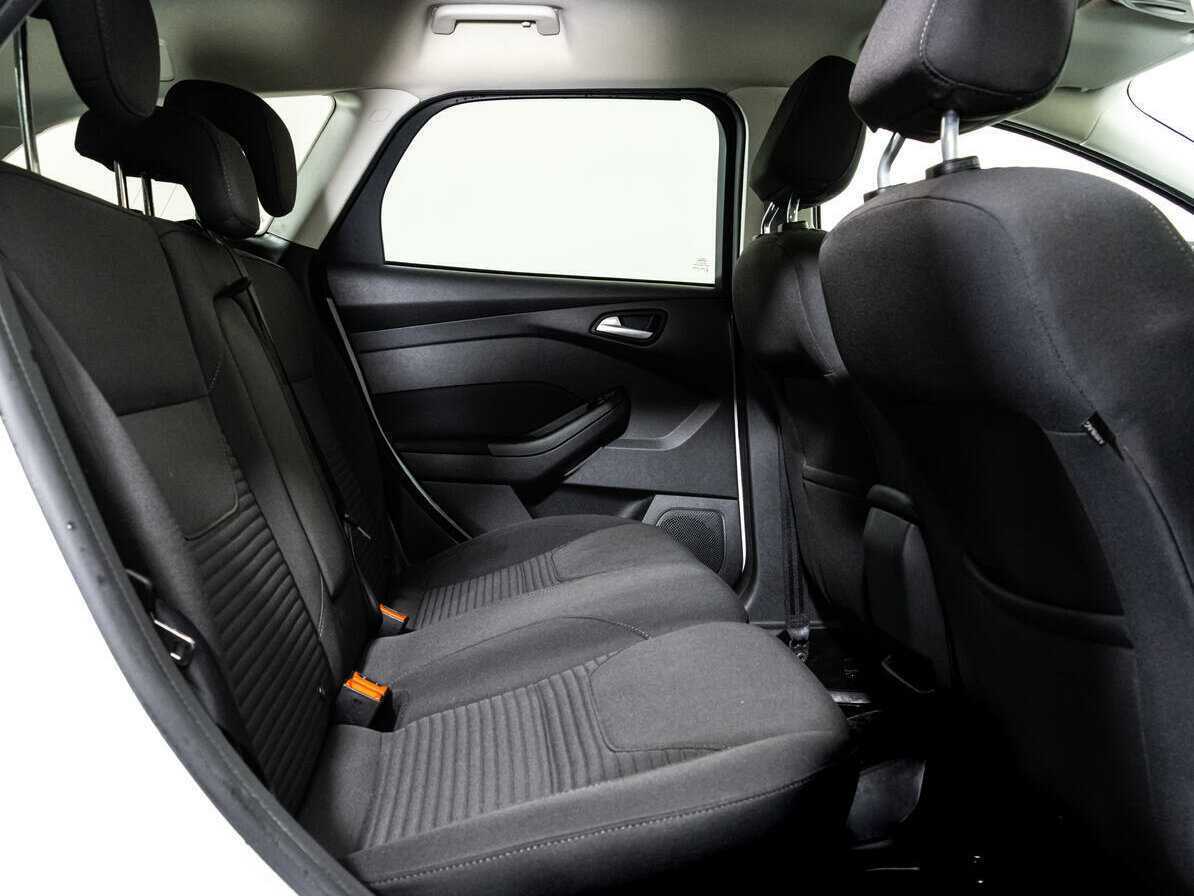 Купить Ford Focus с пробегом. Фото: #15