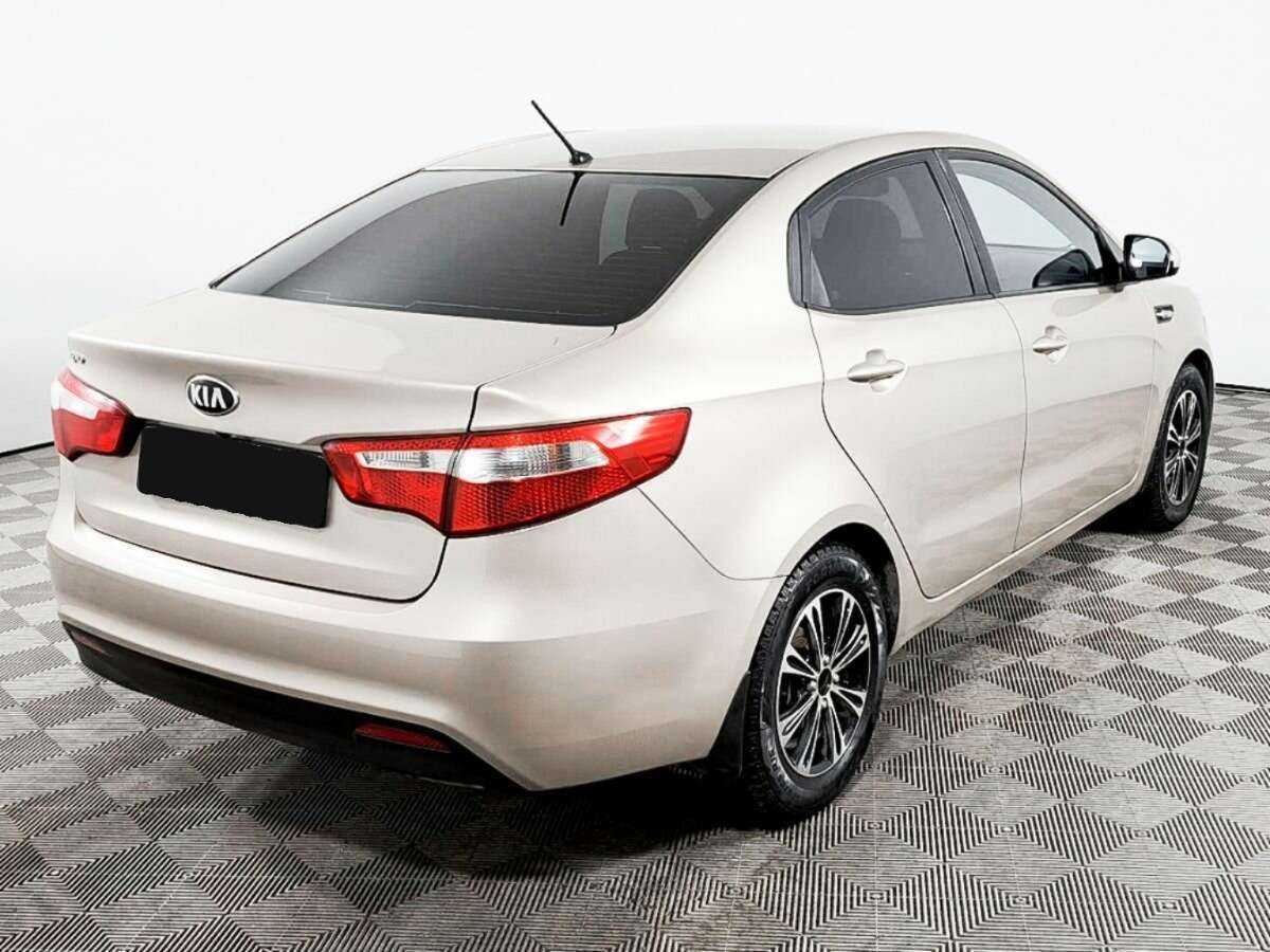 Купить Kia Rio с пробегом. Фото: #4