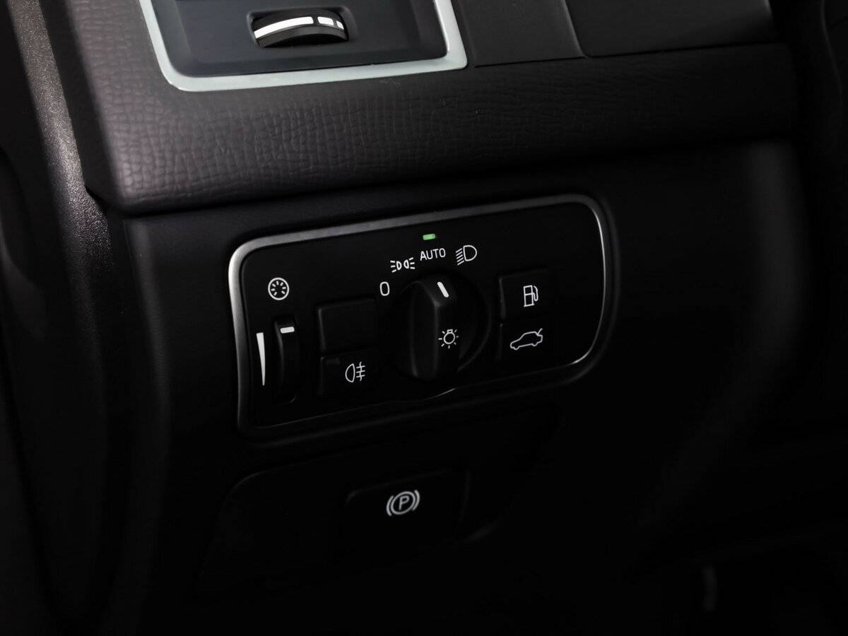 Купить Volvo XC60 с пробегом. Фото: #12