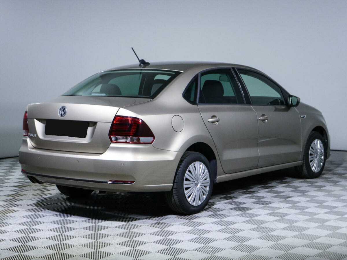 Купить Volkswagen Polo с пробегом. Фото: #4