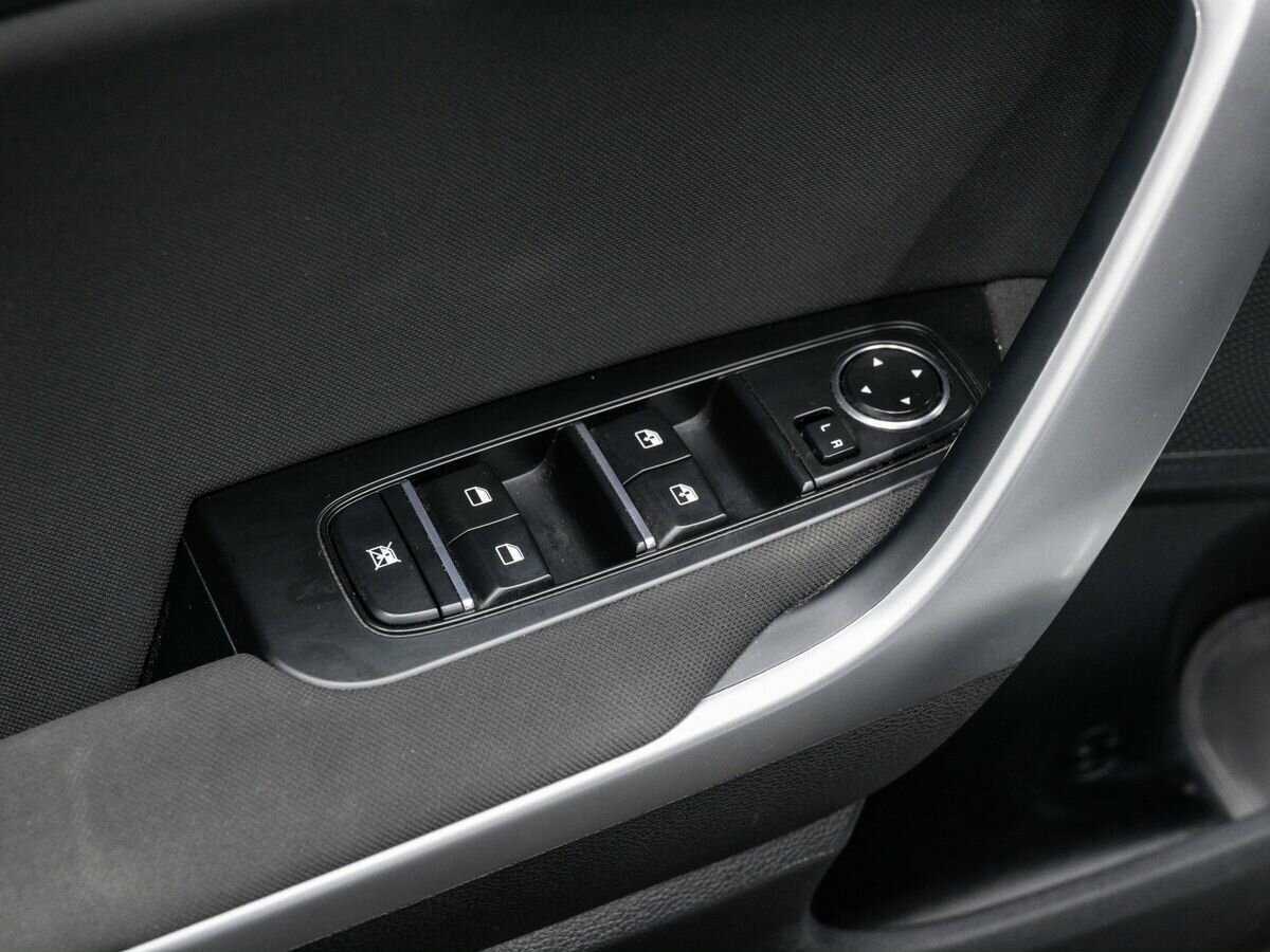 Купить Kia Ceed с пробегом. Фото: #15