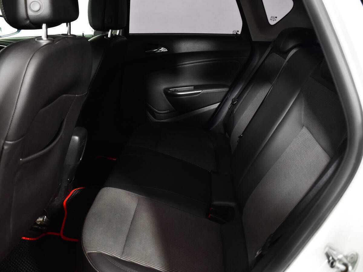 Купить Opel Astra с пробегом. Фото: #7