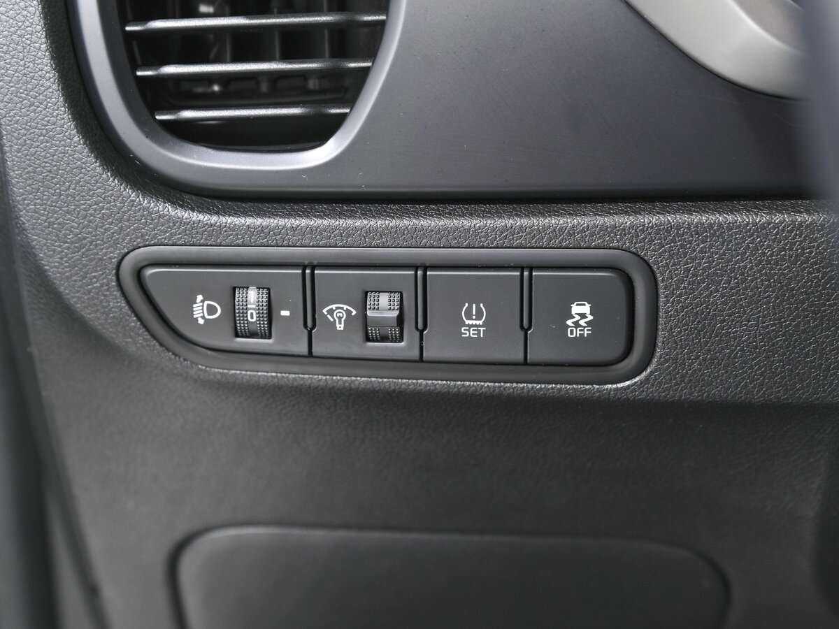 Купить Kia Rio с пробегом. Фото: #15