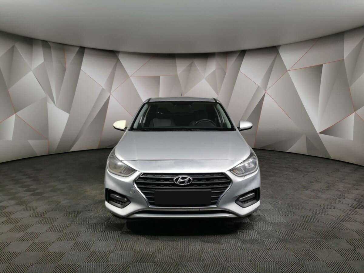 Купить Hyundai Solaris с пробегом. Фото: #6