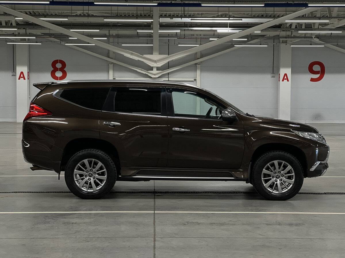 Купить Mitsubishi Pajero Sport с пробегом. Фото: #3