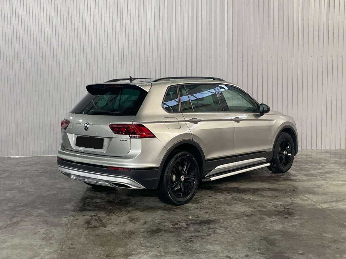 Купить Volkswagen Tiguan с пробегом. Фото: #4