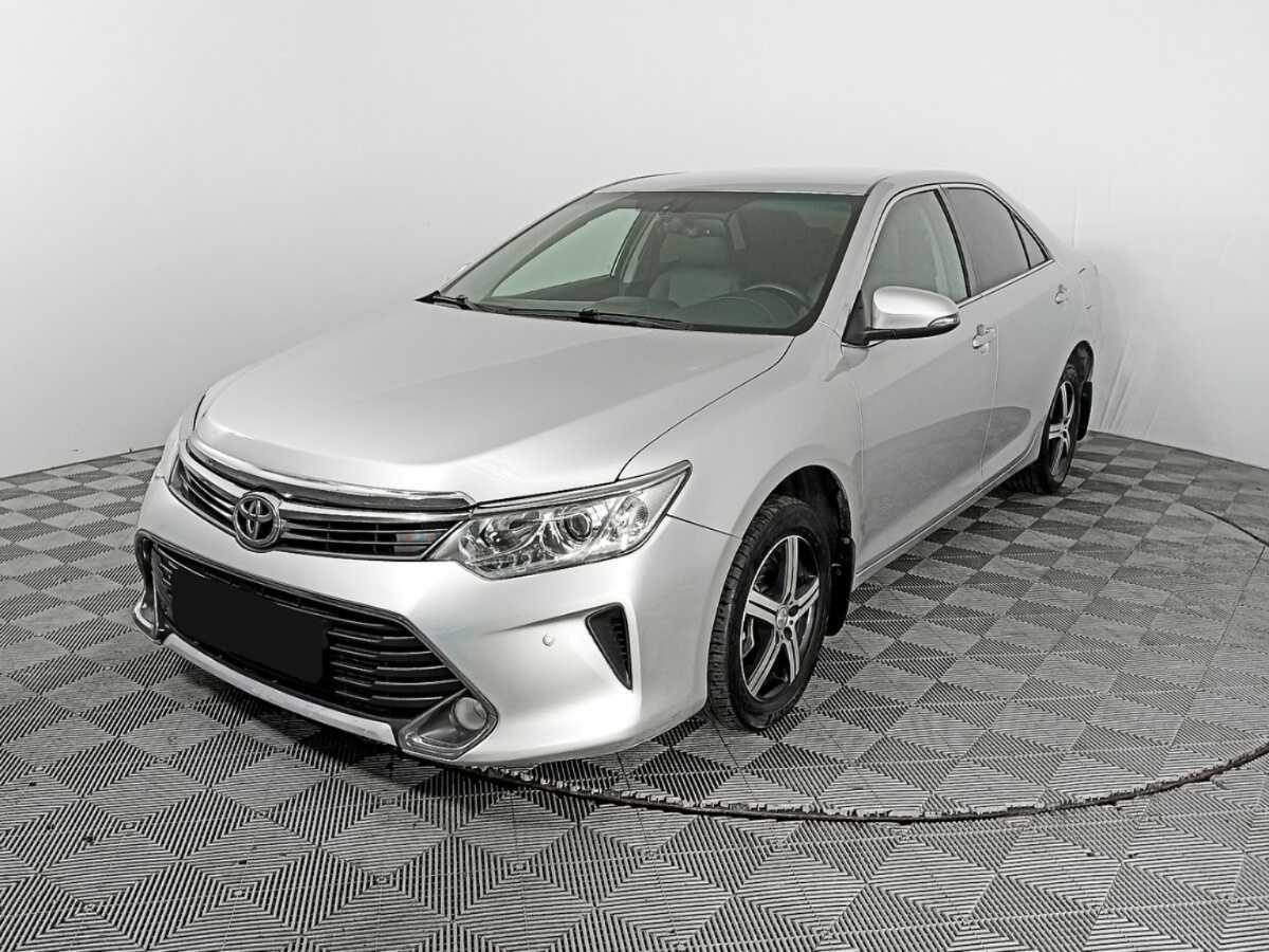 Купить Toyota Camry с пробегом. Посмотреть фото