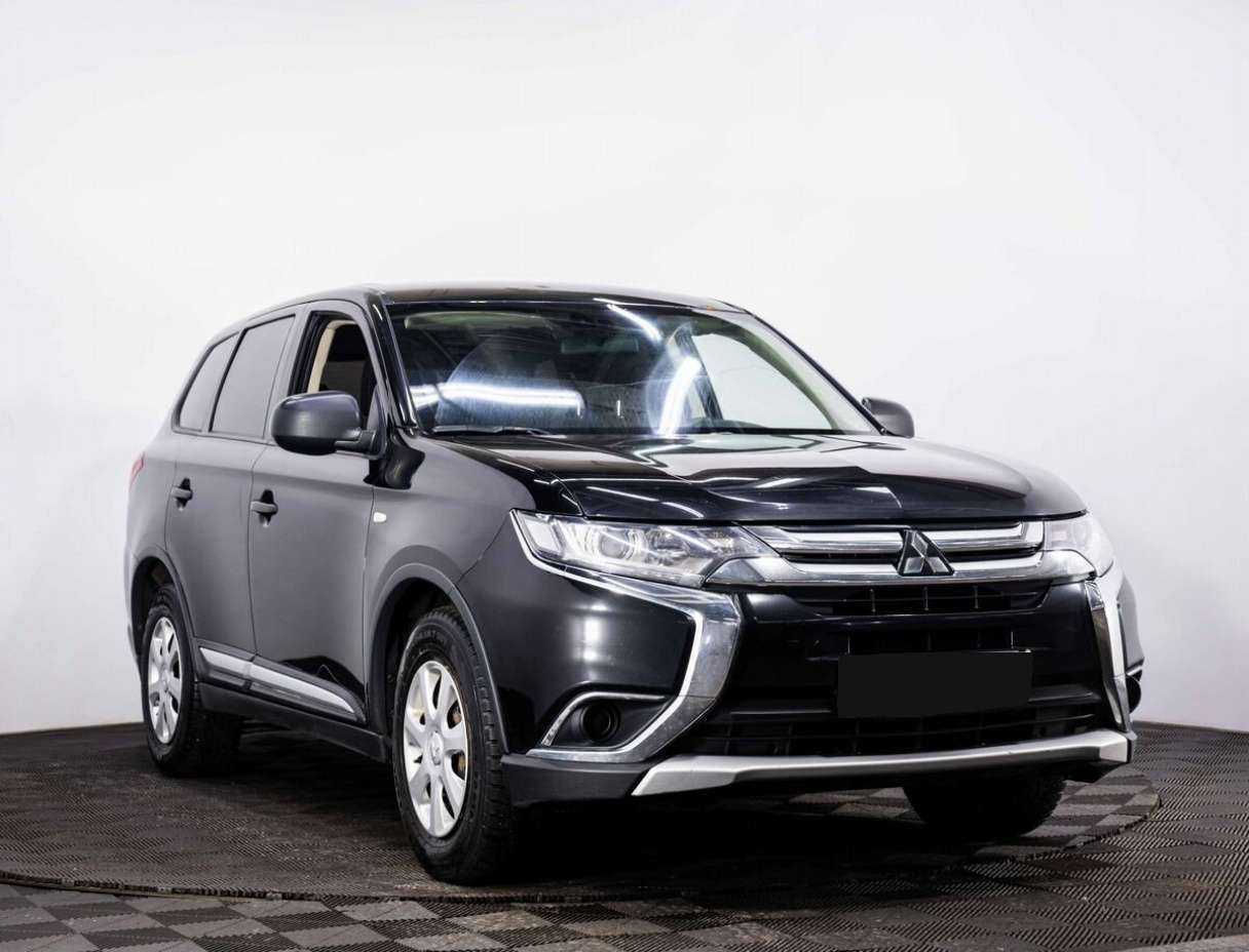 Купить Mitsubishi Outlander с пробегом. Фото: #2