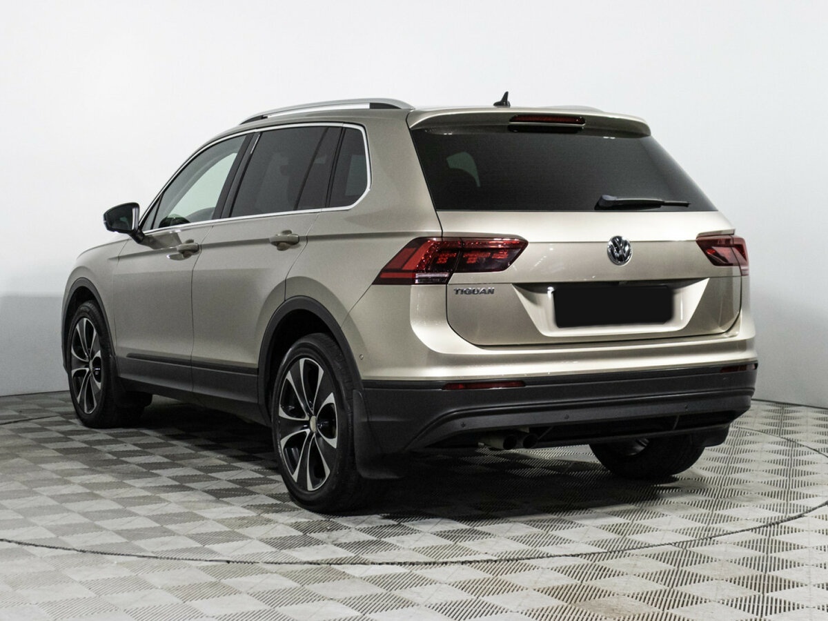 Купить Volkswagen Tiguan с пробегом. Фото: #6