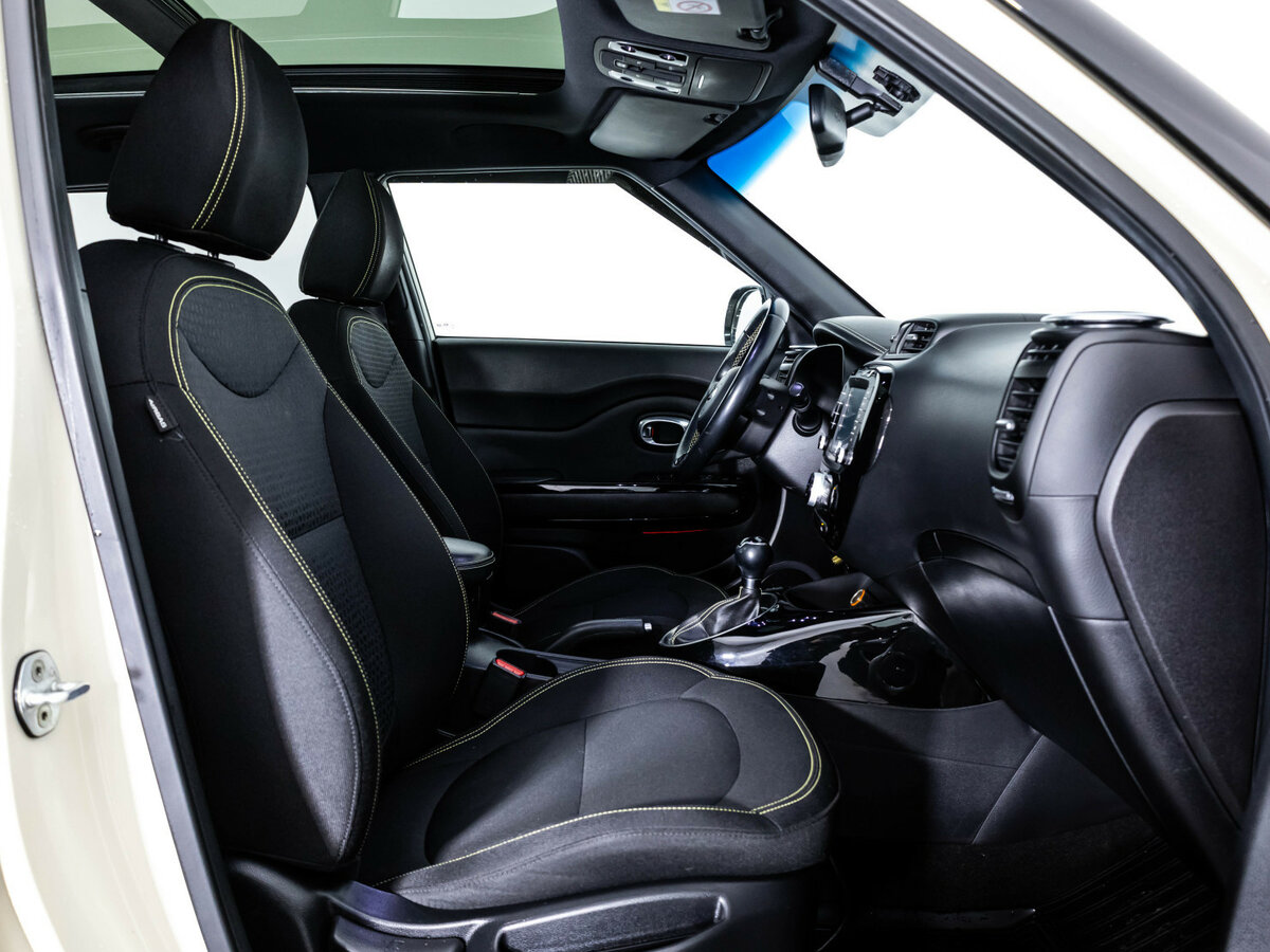 Купить Kia Soul с пробегом. Фото: #17