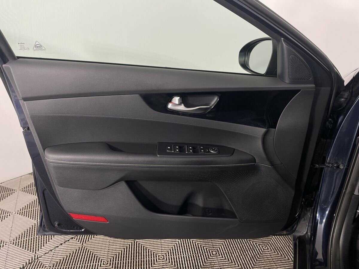 Купить Kia Cerato с пробегом. Фото: #7