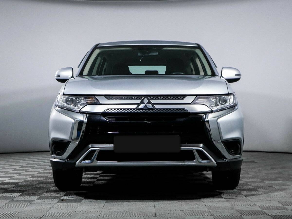 Купить Mitsubishi Outlander с пробегом. Фото: #1