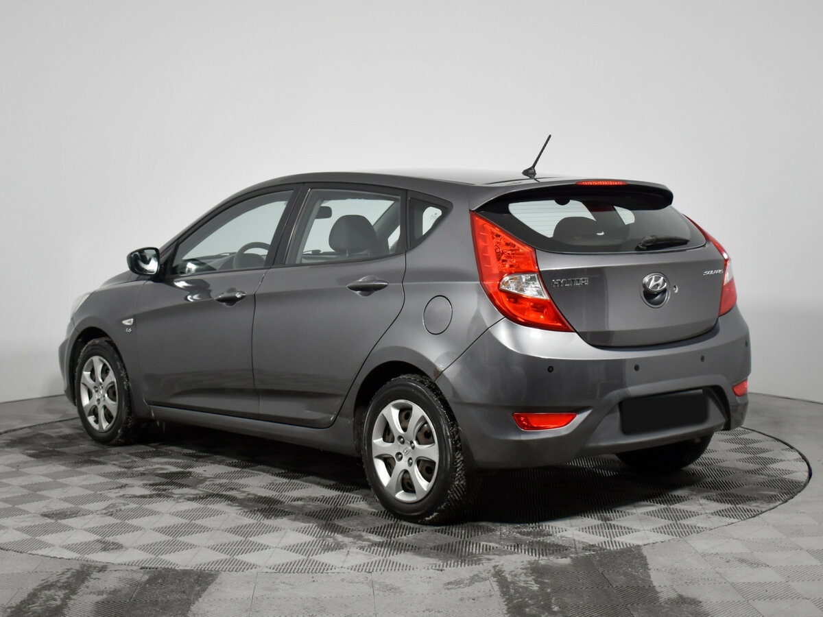 Купить Hyundai Solaris с пробегом. Фото: #6