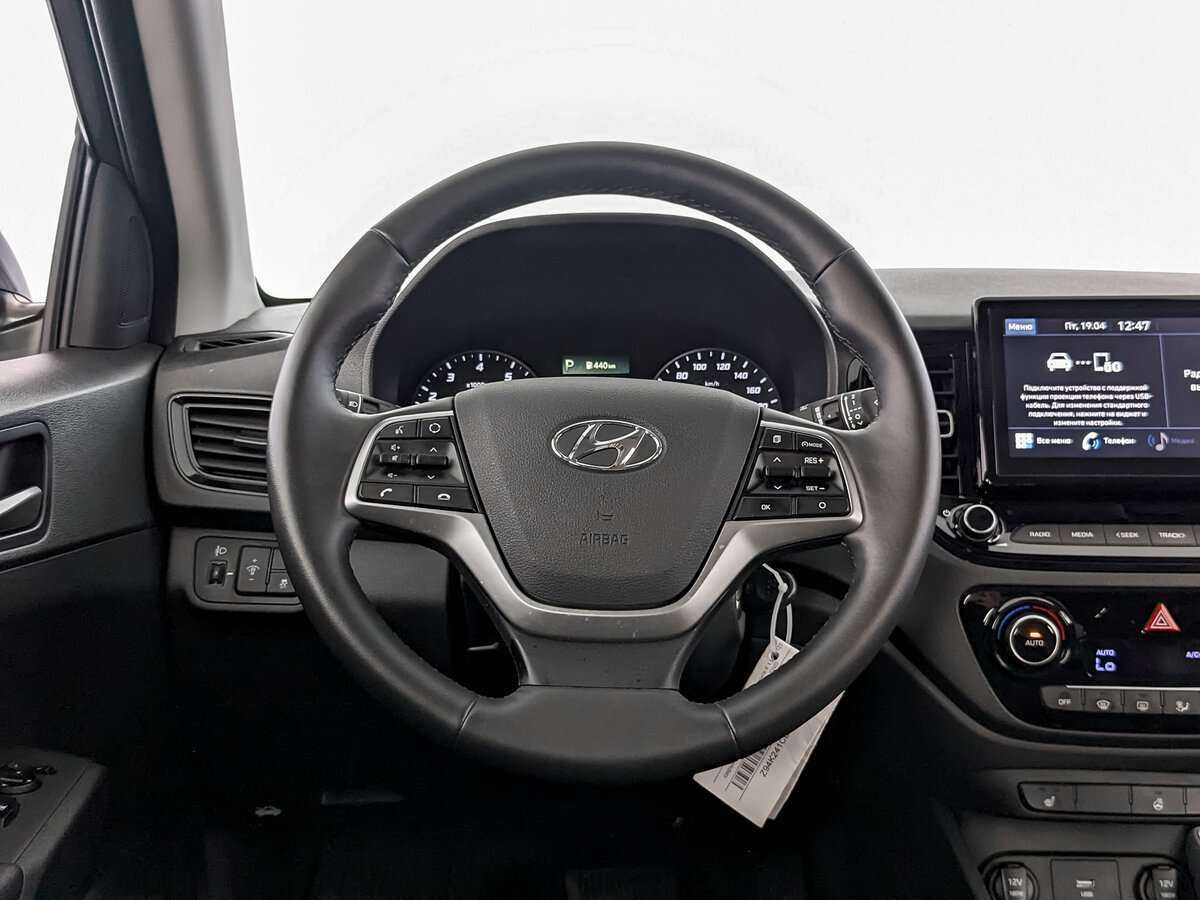 Купить Hyundai Solaris с пробегом. Фото: #16